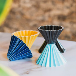                     Origami Dripper - Japanese Porcelain Coffee Dripper.
                  