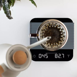                     Acaia Pearl digital scale with LED display and elegant design
                  