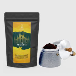                     La Meneghina - Miscela di Caffè Espresso con Note di Frutti di Bosco e Cacao
                  